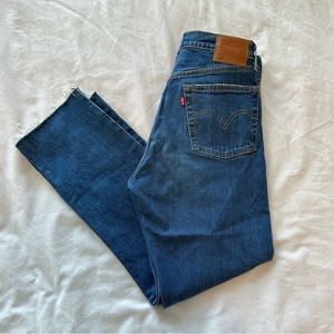 Levi’s Straight Leg Jeans